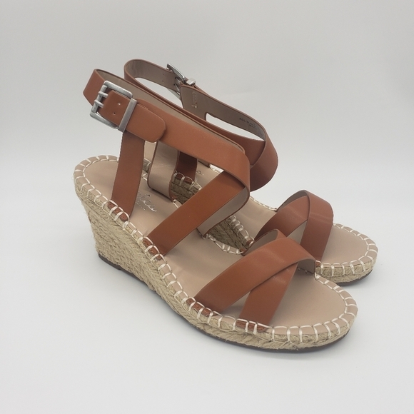 464- Charles by Charles David Wedge Brown Size 7.5 NWT - Picture 2 of 11